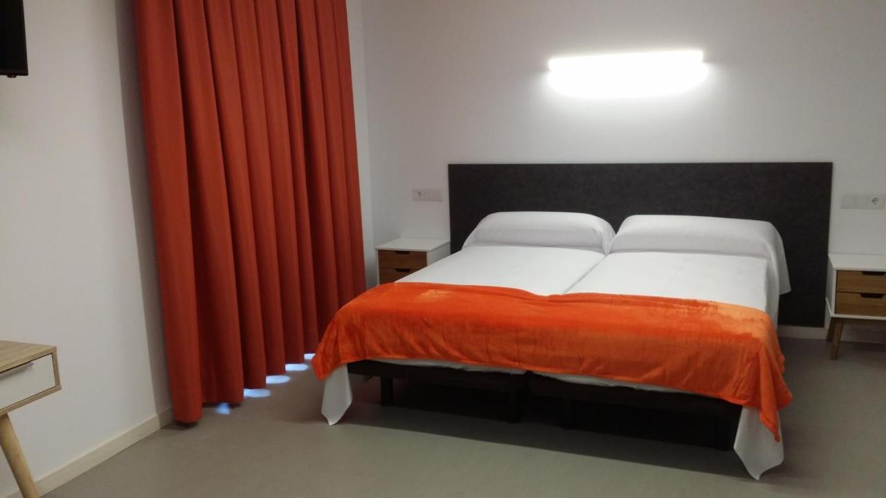 Epsilon Alcaniz Hotel מראה חיצוני תמונה